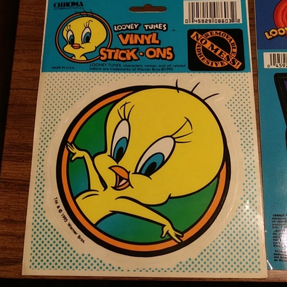 2 Tweetybird stick ons - Picture 2 of 4